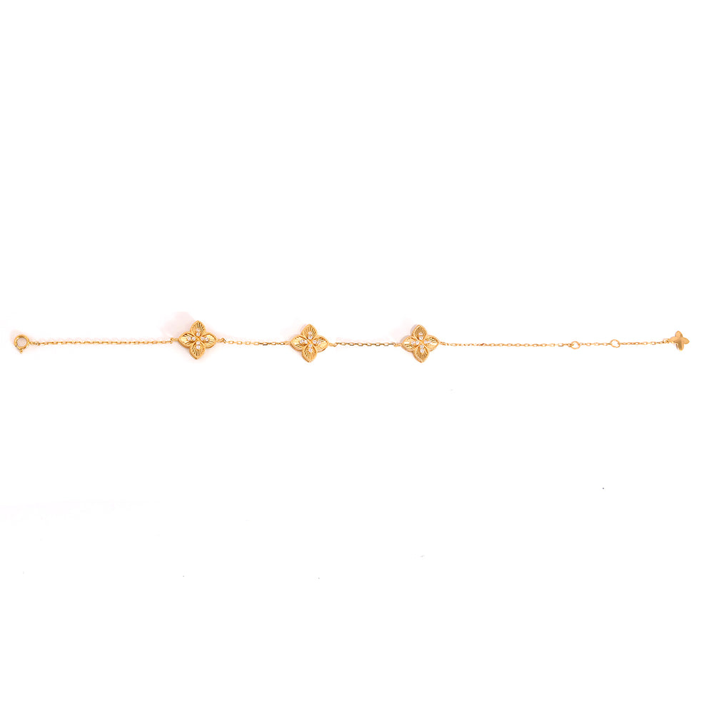 18K Gold Bracelet – elegant floral chain bracelet design – Full View
