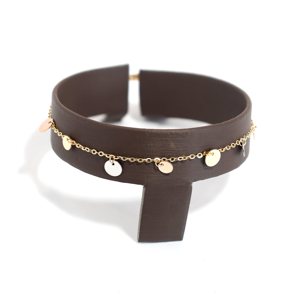 18K Gold Bracelet – minimal balanced silhouette with a open-link structure - Close View