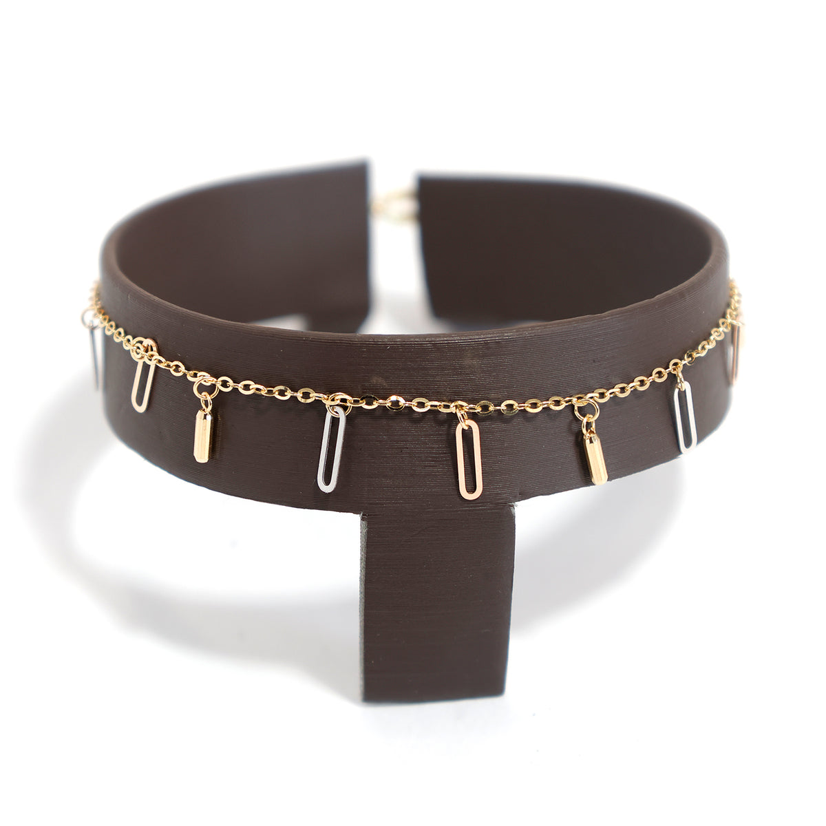 18K Gold Bracelet – sleek balanced silhouette with a structured profile - Close View