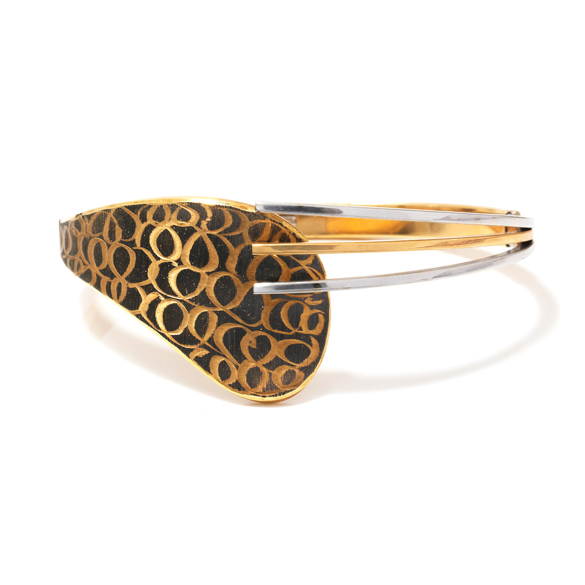 18K Gold Two-Tone Sculptural Bangle - Zero making charge