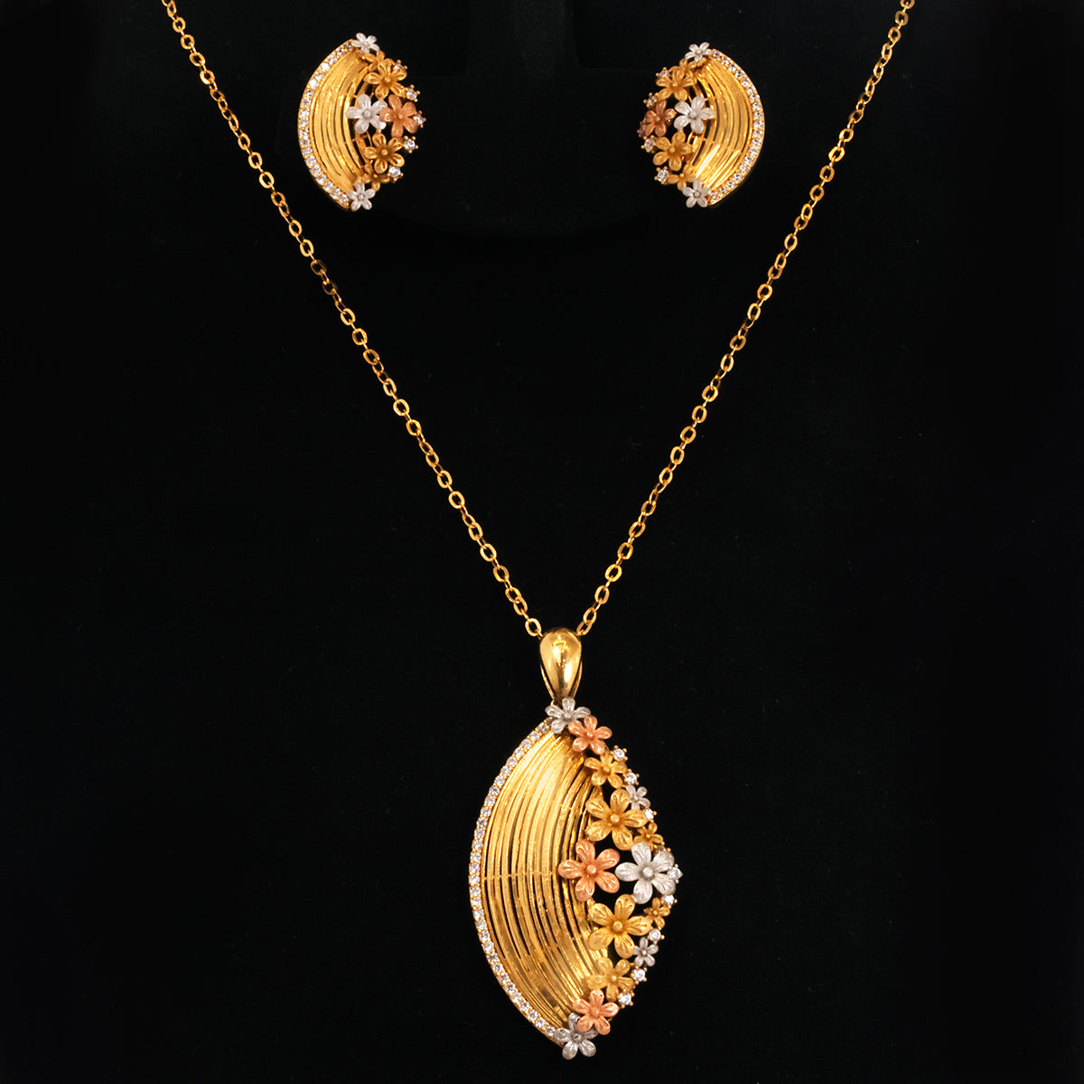 18K Gold Tri-Color Flower Cluster Necklace & Earring Set - Zero making charge