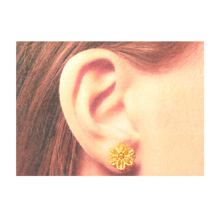 22K Gold Filigree Flower Stud Earrings