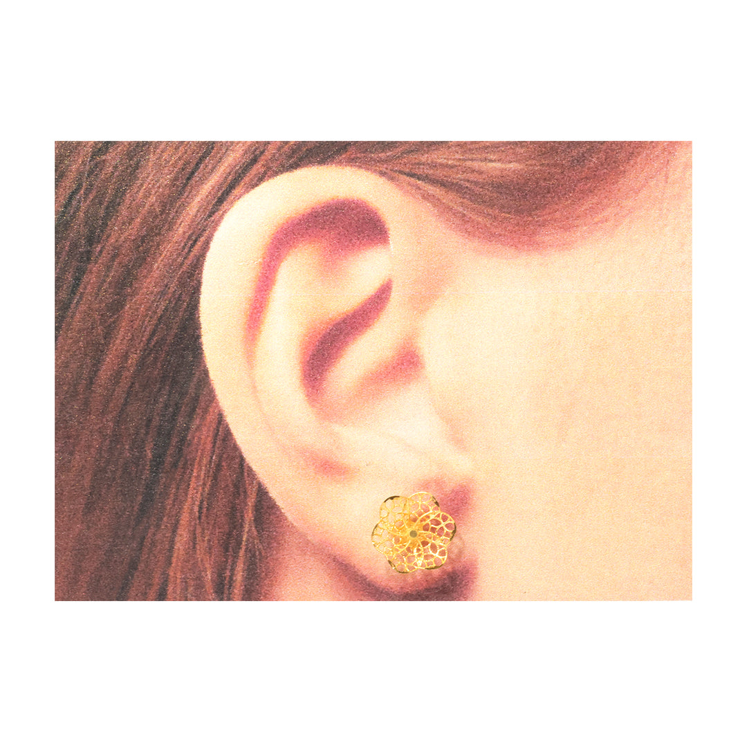 22K Gold Filigree Flower Stud Earrings
