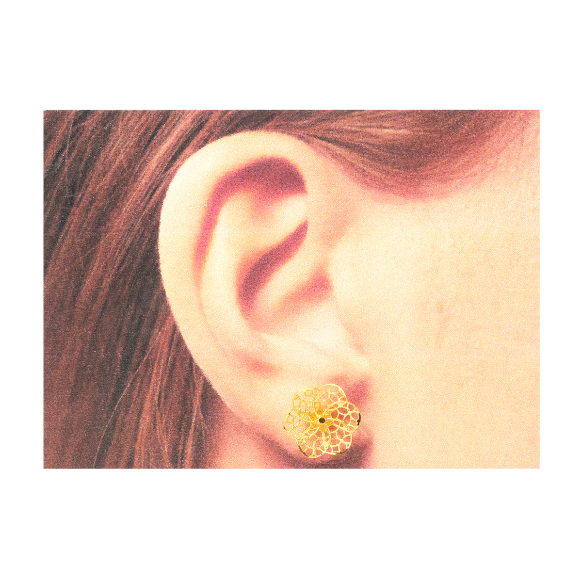 22K Gold Filigree Flower Stud Earrings