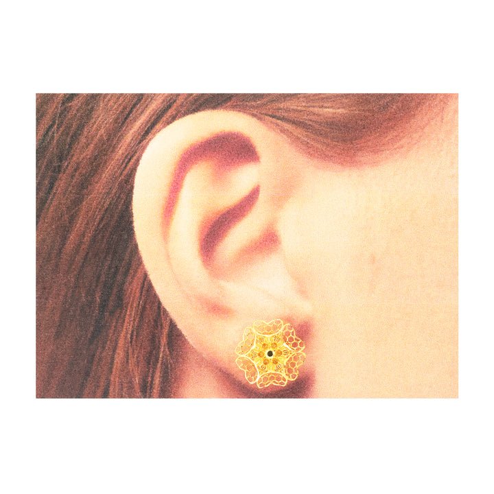 22K Gold Honeycomb Lattice Flower Stud Earrings