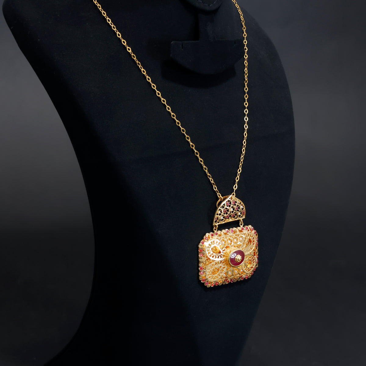 21K Gold Necklace with Intricate Pendant Design – Zero Making Charge - Close View