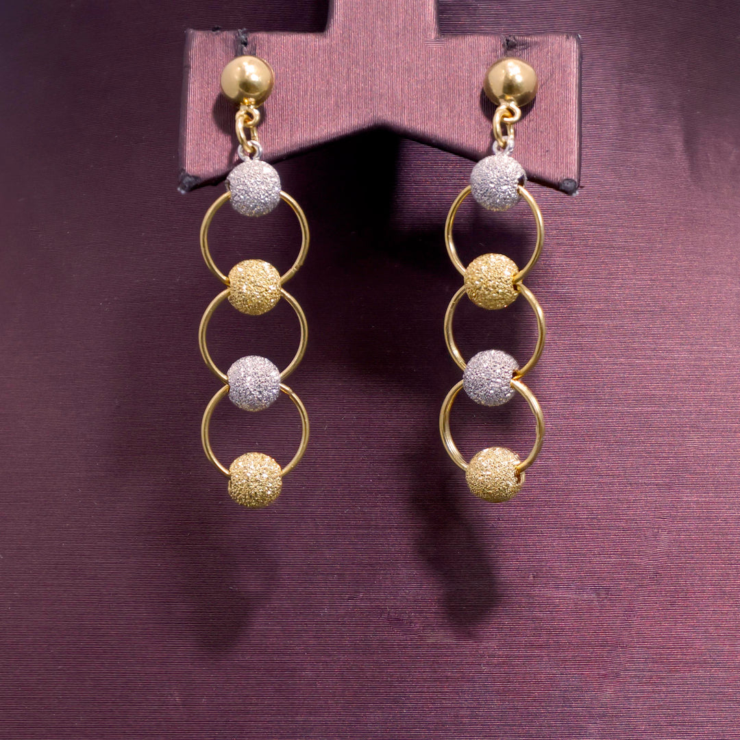 22K Gold Jewelry Set Two-tone Textured Beads & Circular Link Design - Close View