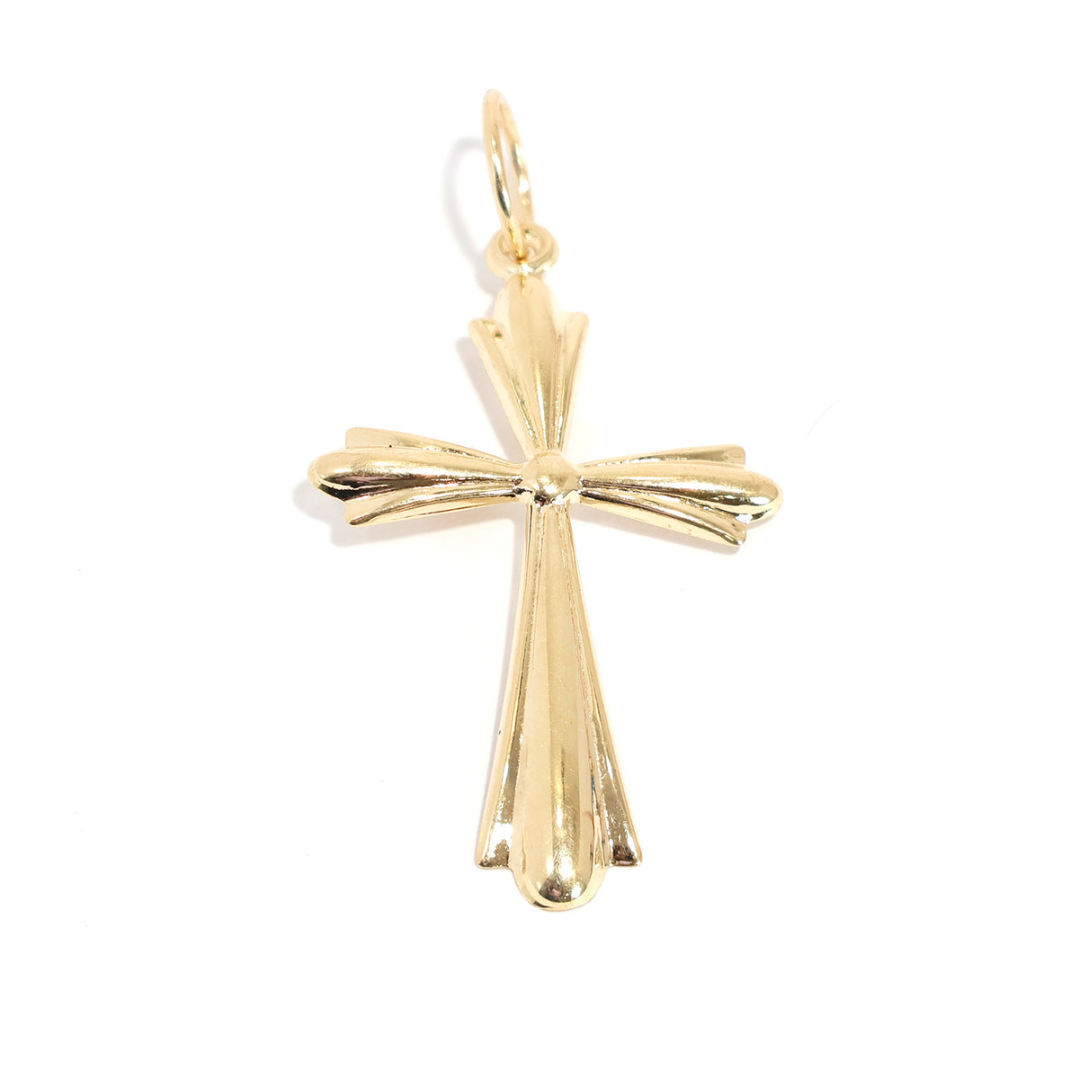 18K Gold Pendant – Subtle Textural Detailing  Balanced Pendant Profile – Main View
