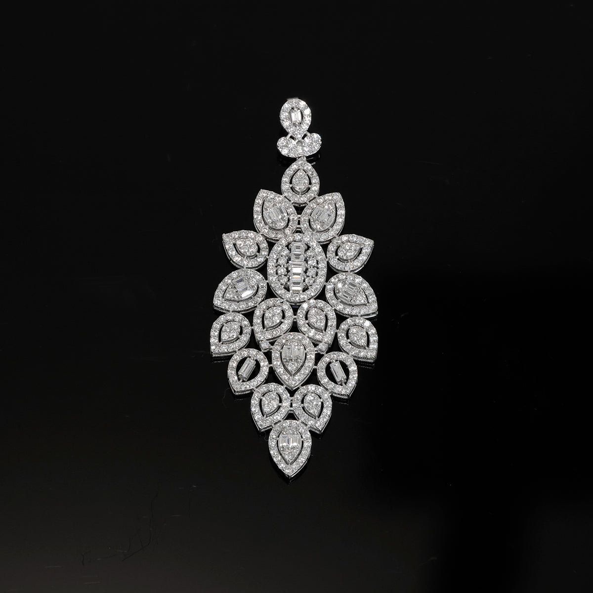 18K Gold CZ Statement Pendant - Elegant Floral Design – Main View