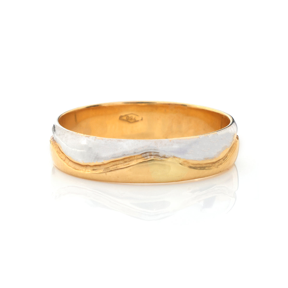18K Gold Two-Tone Wave Band Ring