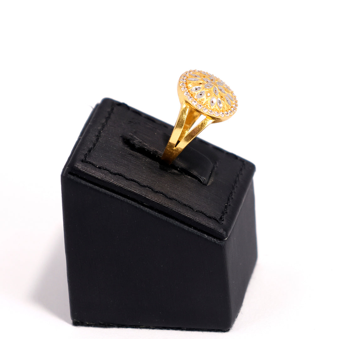 22k Gold CZ Ring - Round Halo Design - Zero Making Charge - Side Angle