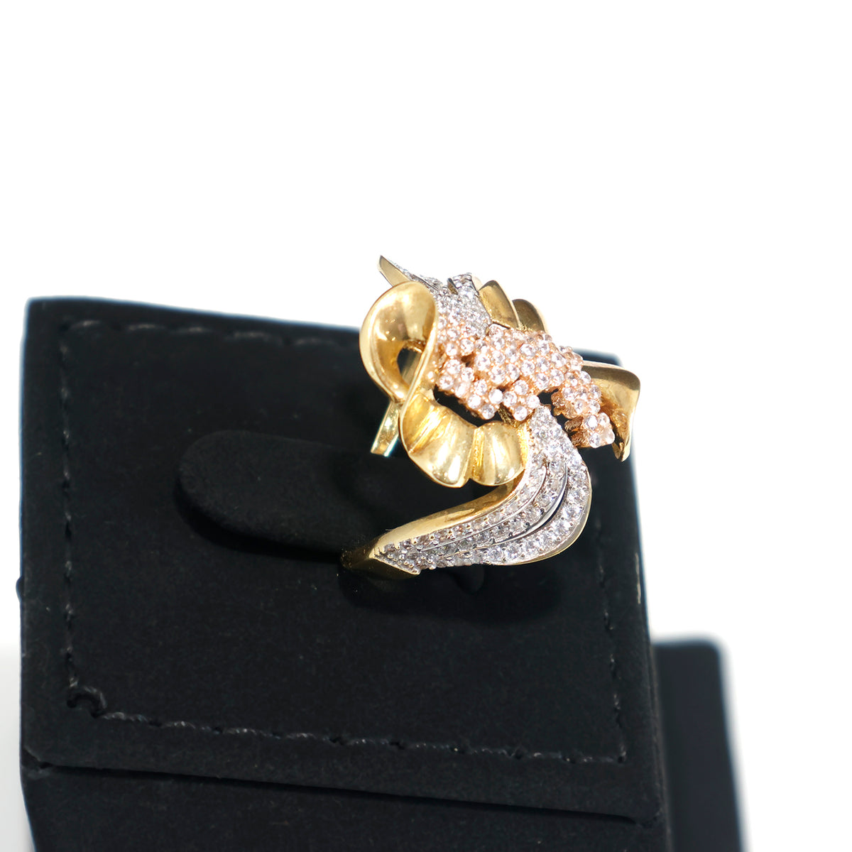 18K Gold CZ Cluster Ring with Abstract Ribbon Design - Side Angle