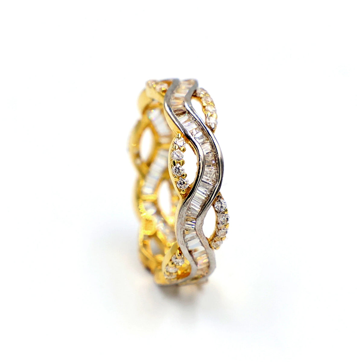 double-twist design - Al Fanan