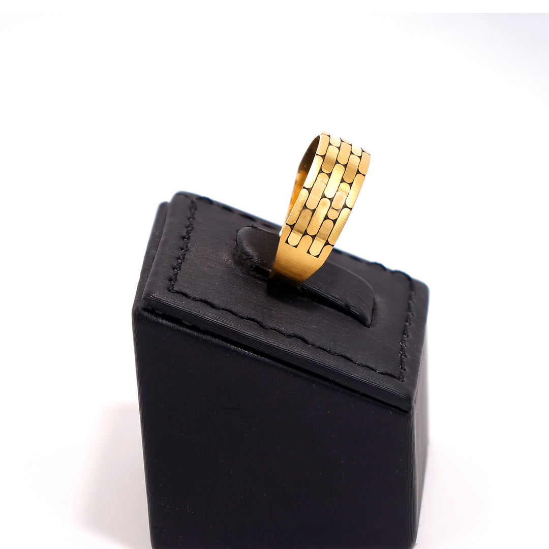 22K Gold Ring with Textured Bold Brick Pattern Design - Side Angle