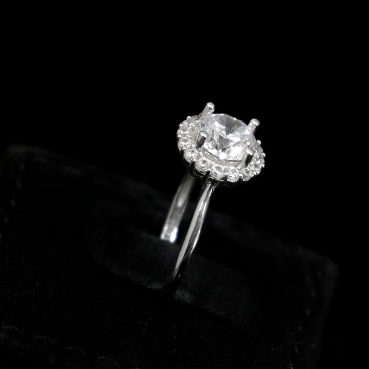 18K Gold CZ Ring - Elegant Cubic Zirconia Design - Side angle