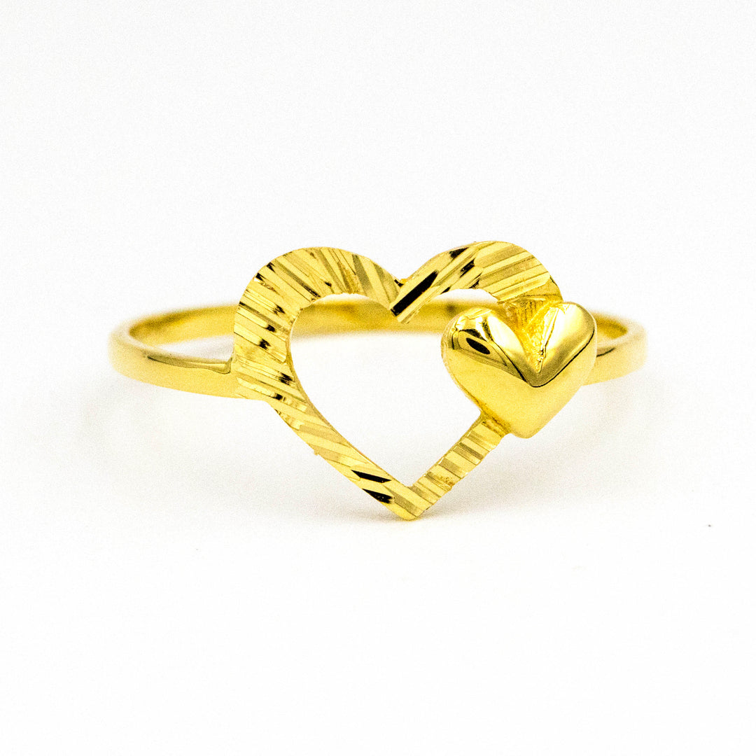 Gorgeous 18K Gold Hearts Ring AFR08976