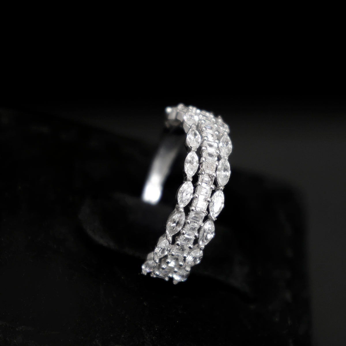 18K Gold Ring - White Gold Marquise CZ Band Design - Side Angle