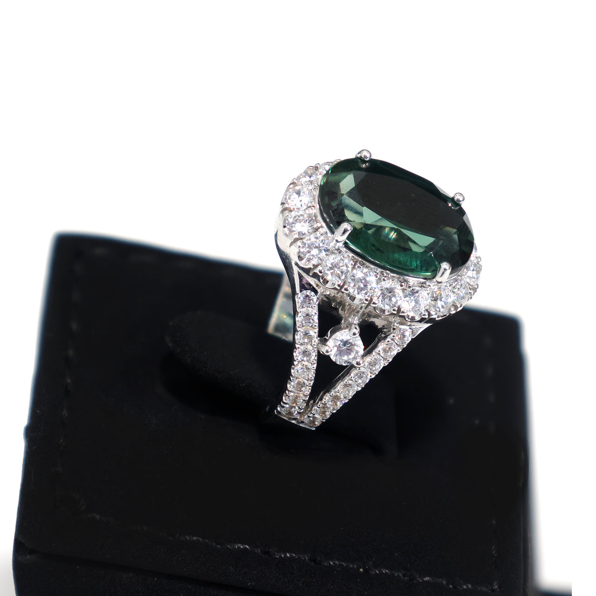 18K Gold Ring - White Gold Green Tourmaline CZ Halo Design – Side Angle