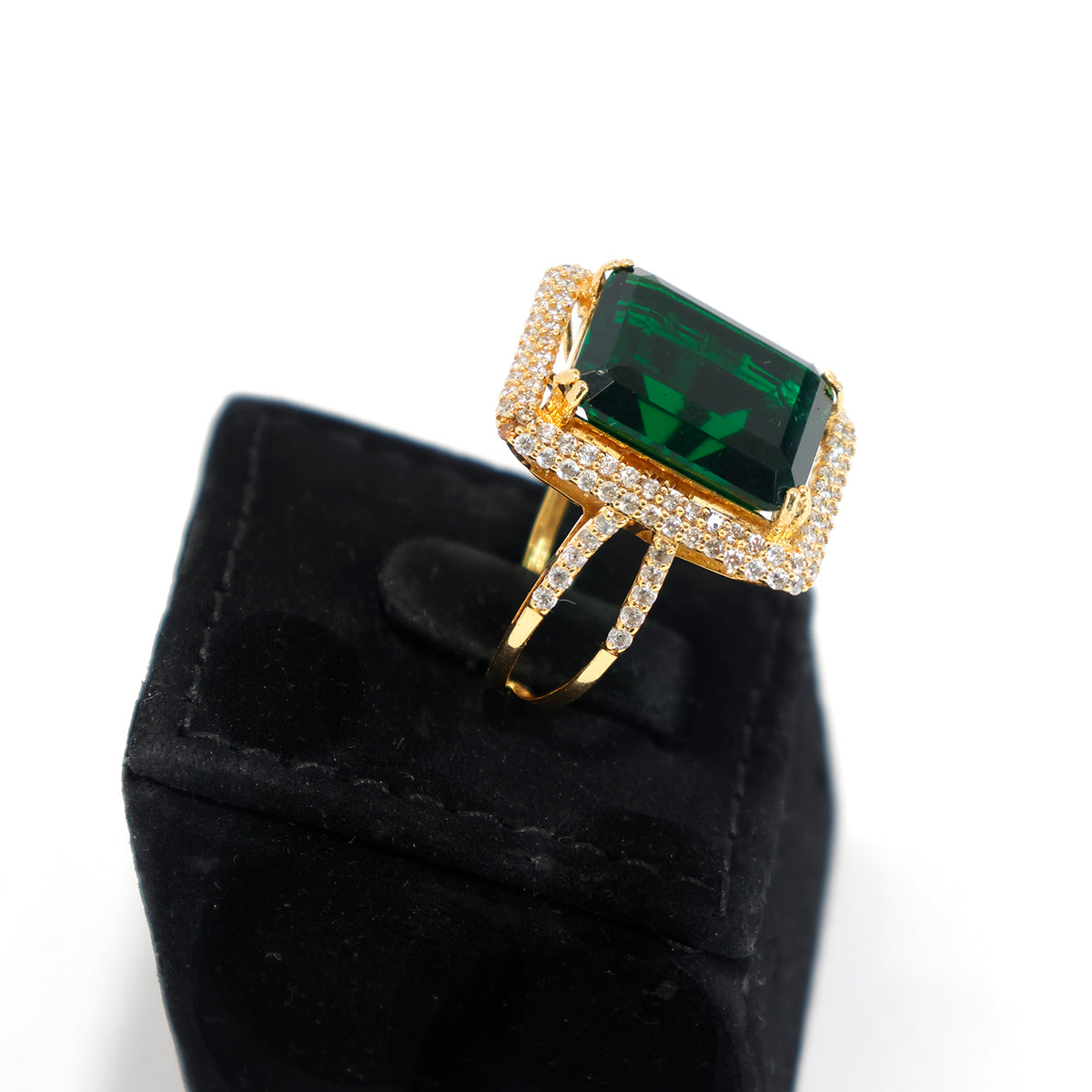 18K Gold Green Stone Ring for Women - Elegant CZ Gold Ring – Side Angle