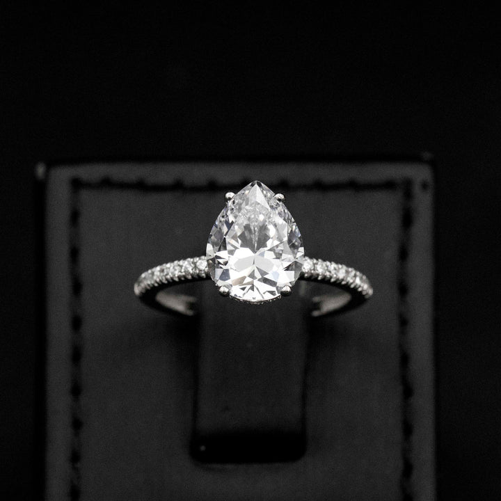 18K Gold Ring In Zero Making Charges AFZM00500