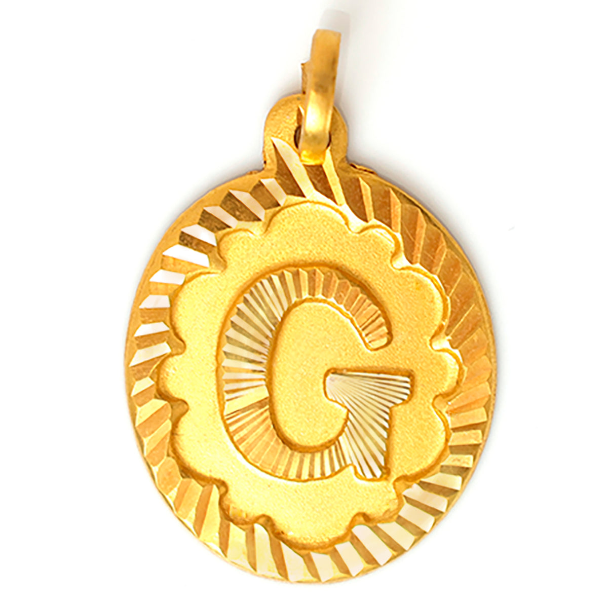 ذهب معلقة مع letter 'G' design on white background