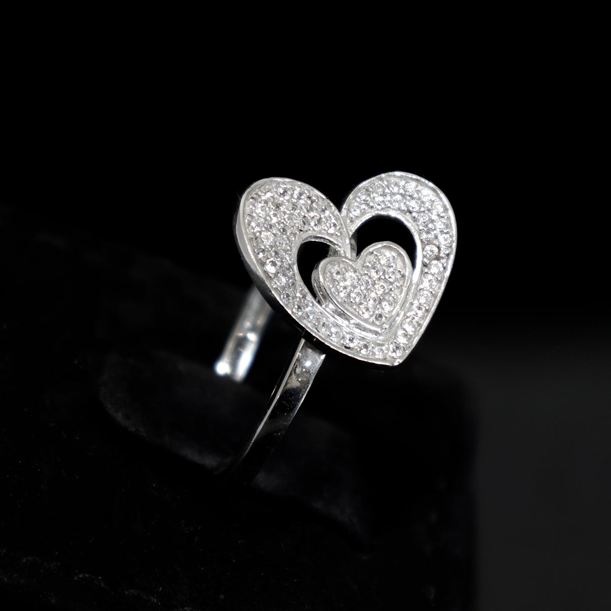 18K ذهب CZ Double قلب خاتم - أنيق Love Design - Side angle
