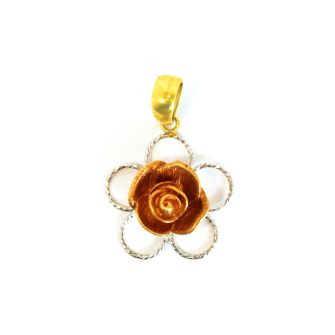 ذهب و فضة زهرة-shaped معلقة on white background