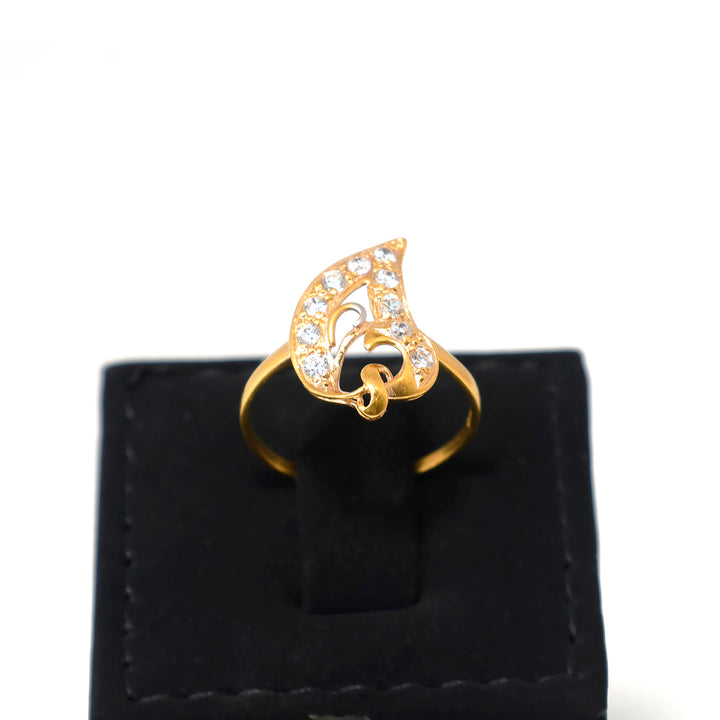 21K Gold Ring – Swirl leaf motif with clear stone sparkle – Zero Making Charge
