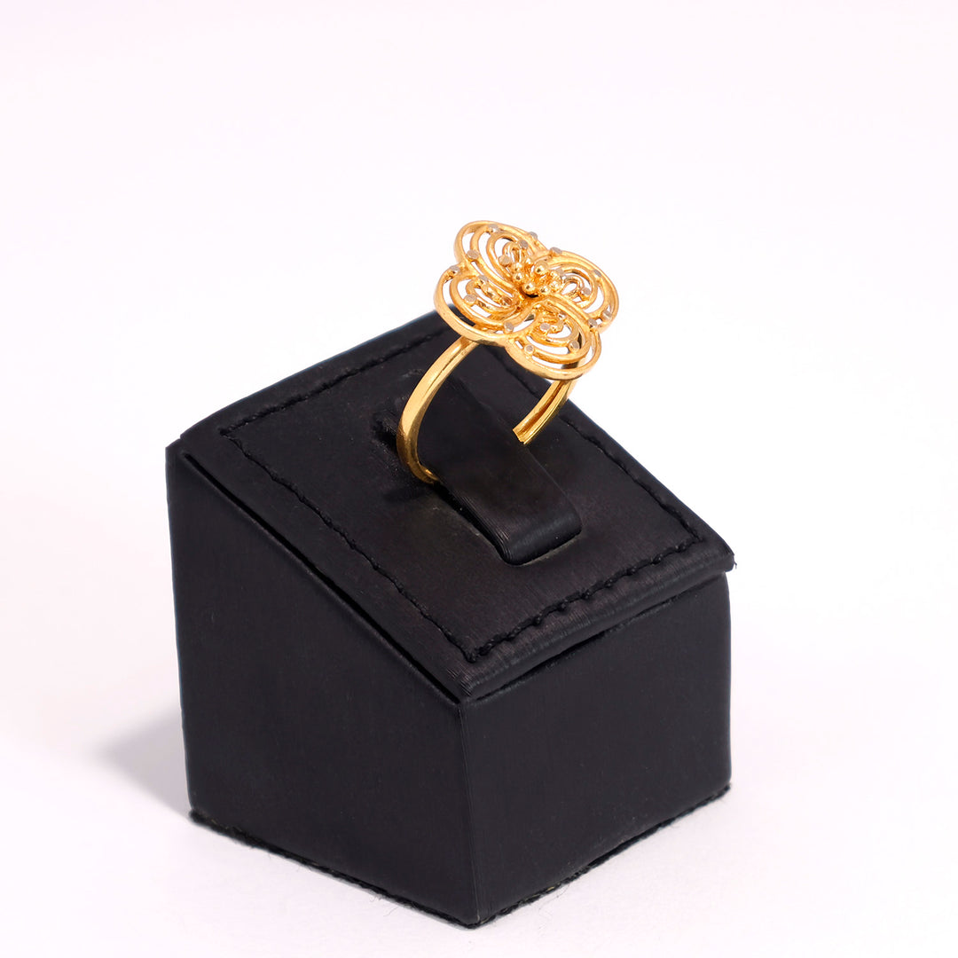 22K Gold Clover Ring - Lucky Openwork Design - Side Angle