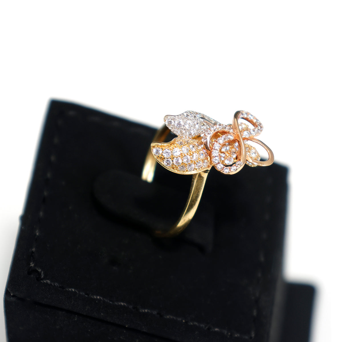 18K Gold Butterfly CZ Ring with Elegant Loop Design – Side Angle