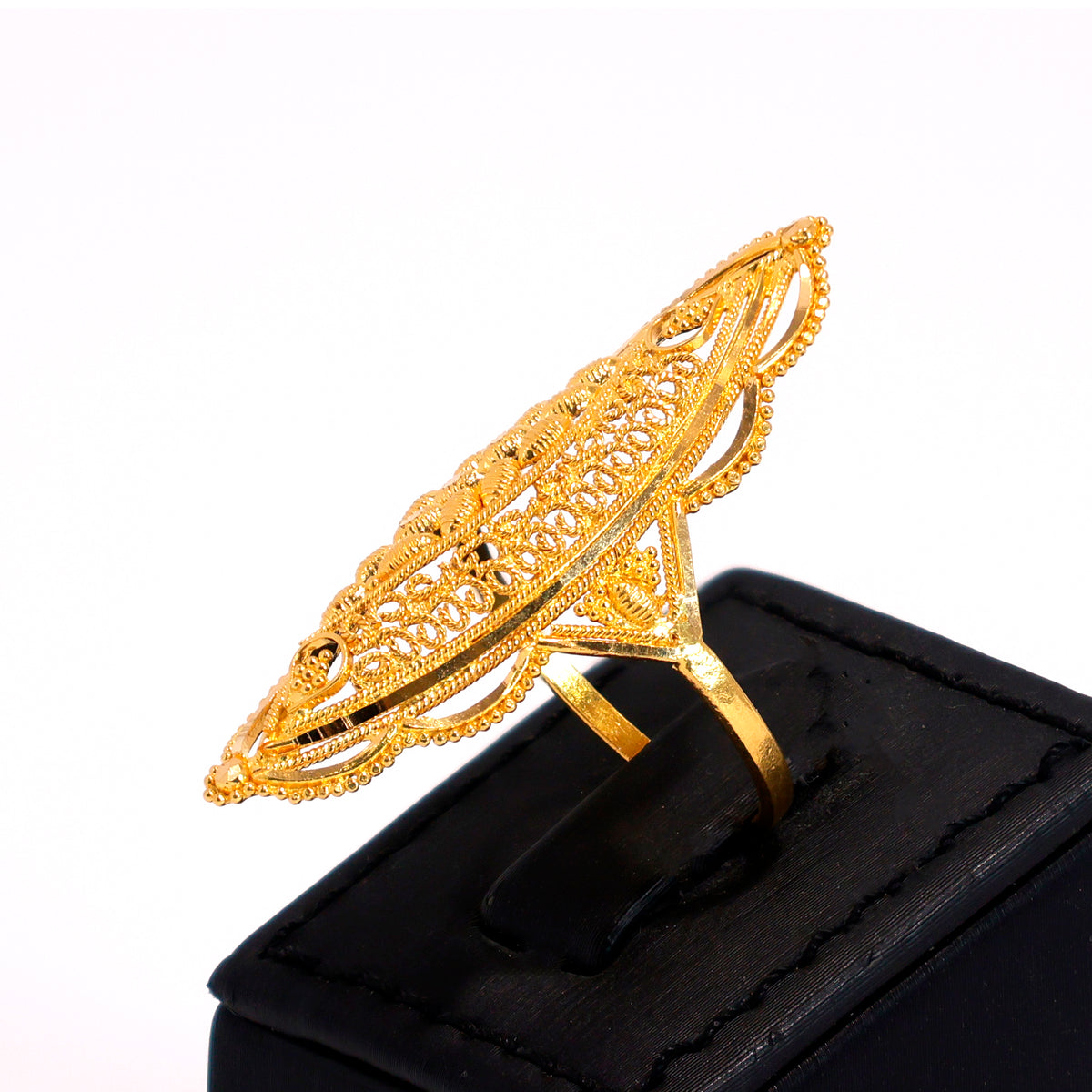 22K Gold Ring – Yellow gold band ring – Zero Making Charge - Side Angle