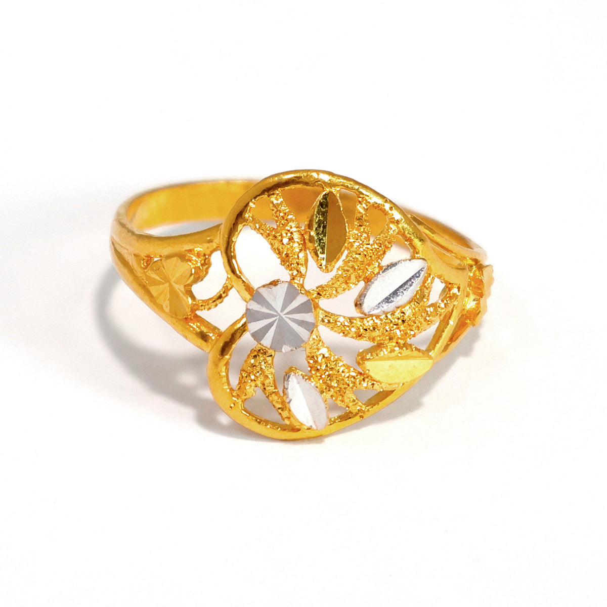 22K Gold Ring – open petal-cut filigree ring design – Close View