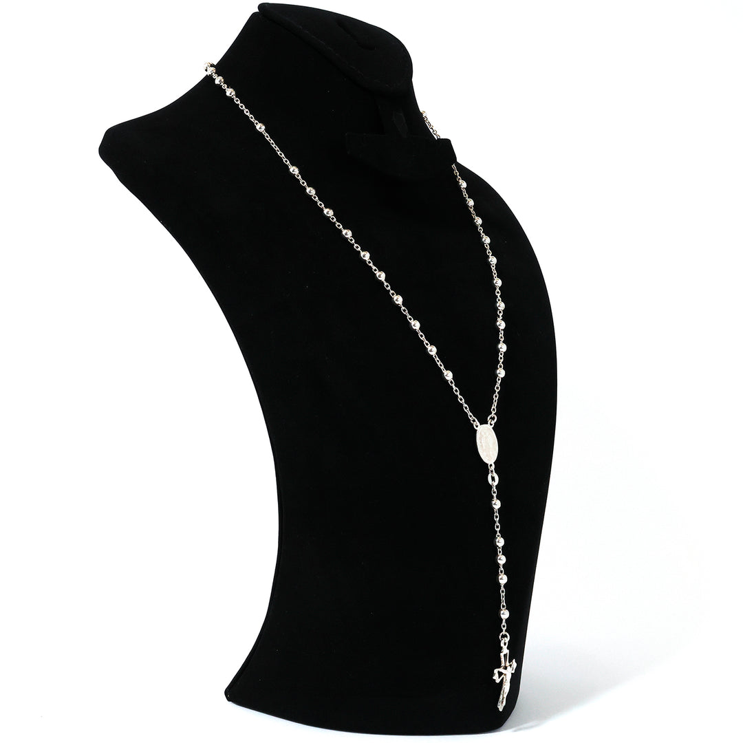 Silver Necklace – Classic Fine-Chain Style