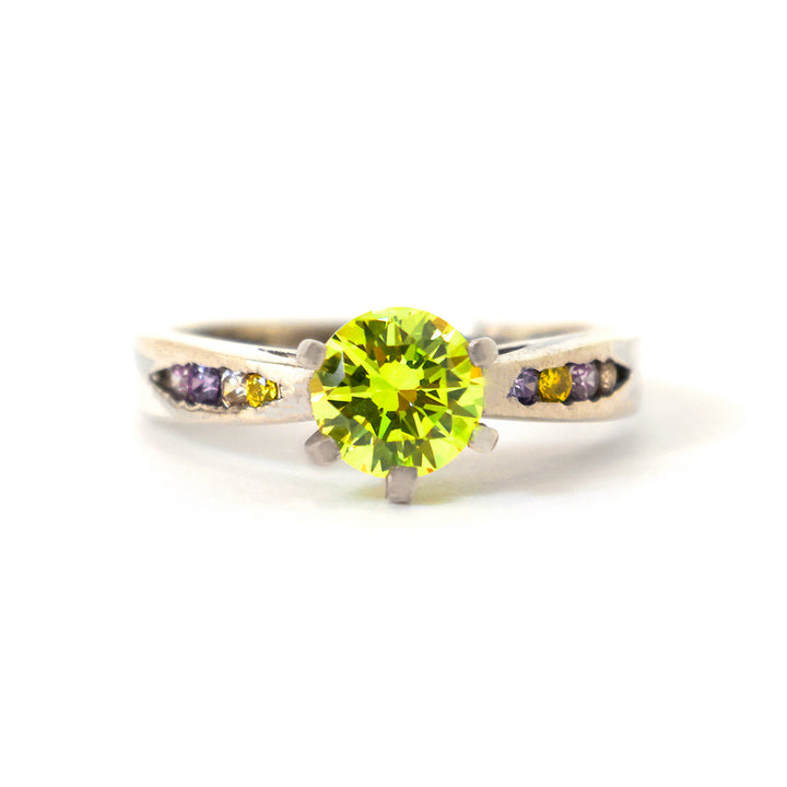 Silver Ring – Lime Stone Solitaire Design