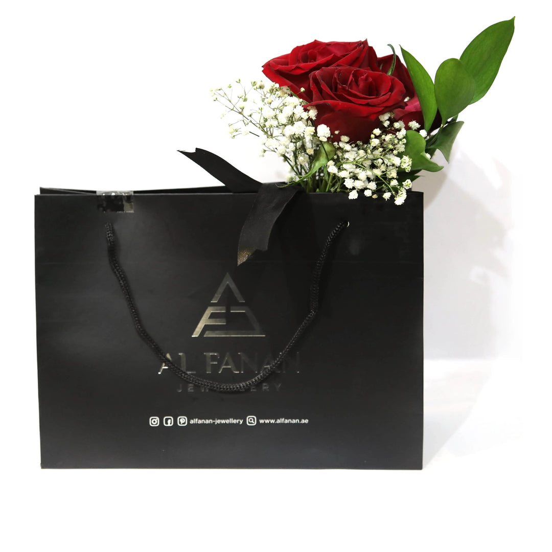 Simple Décor of 3 roses with bag